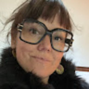 Meet your Posher, Liz